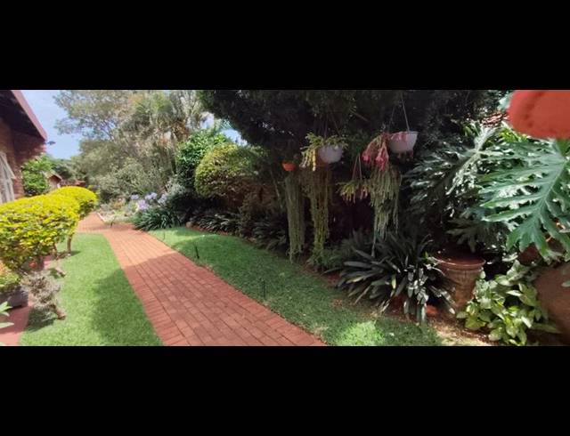 3 BEDROOM TOWNHOUSE FOR SALE IN CLARINA